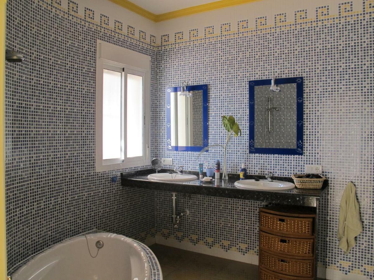 Villa Camakini With Heated Pool And Sea View Arenas  Dış mekan fotoğraf