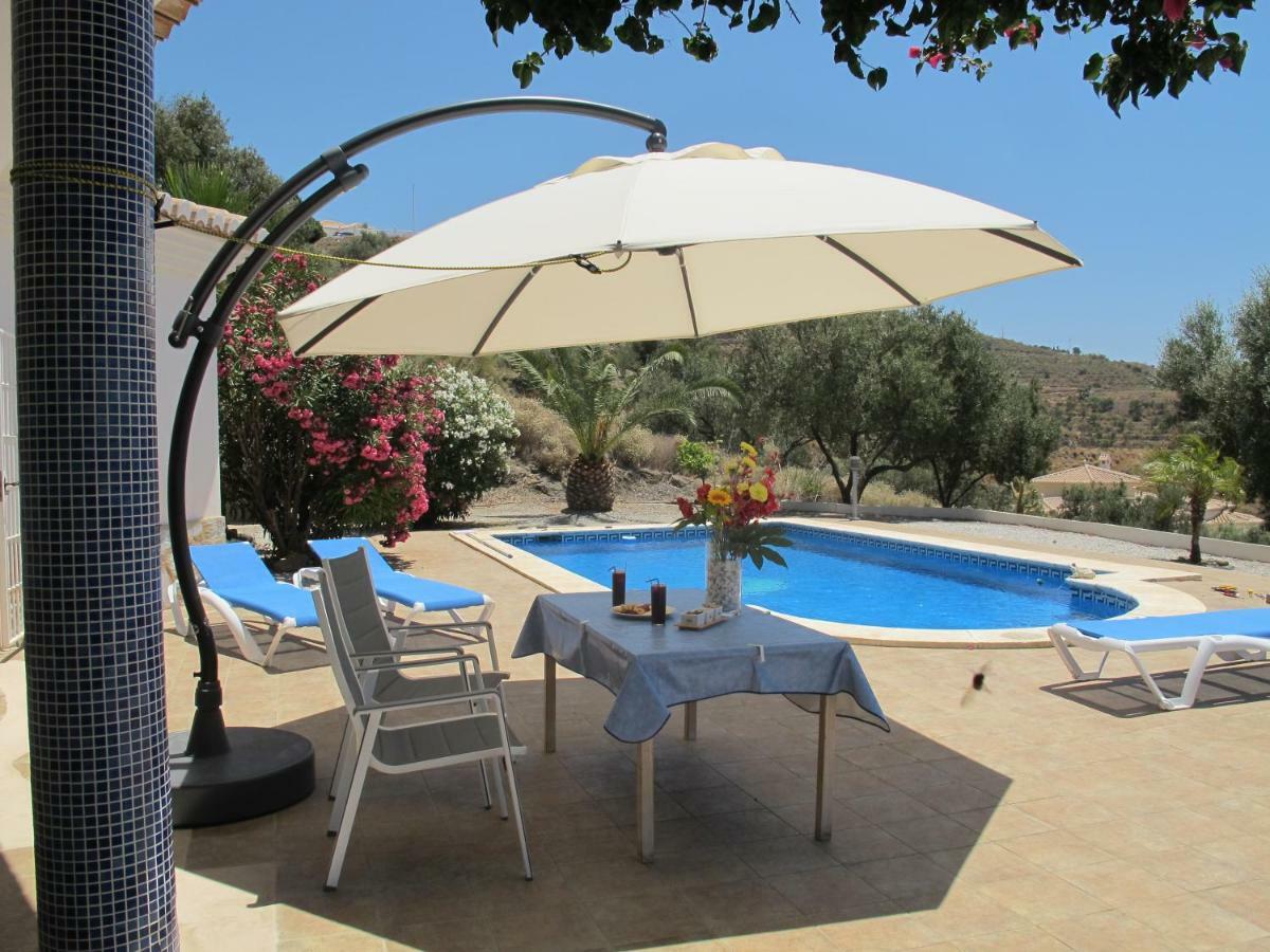 Villa Camakini With Heated Pool And Sea View Arenas  Dış mekan fotoğraf