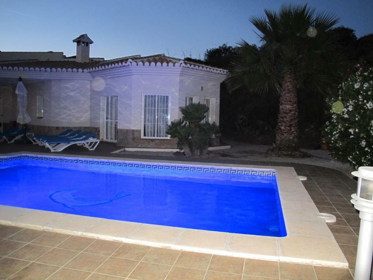 Villa Camakini With Heated Pool And Sea View Arenas  Dış mekan fotoğraf