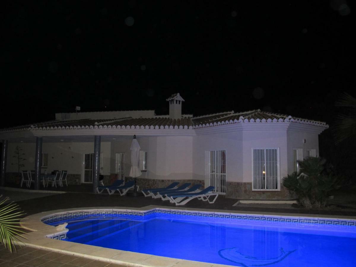 Villa Camakini With Heated Pool And Sea View Arenas  Dış mekan fotoğraf