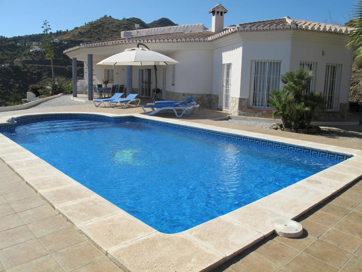 Villa Camakini With Heated Pool And Sea View Arenas  Dış mekan fotoğraf